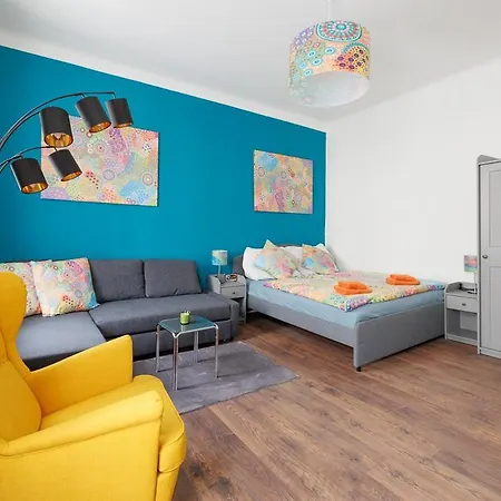 New Shalalaliving Spacious For Family & Friends