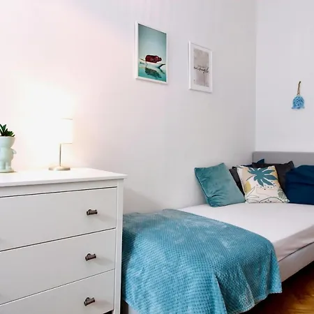 Redyard Modern Apartment *