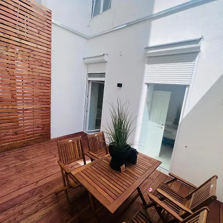 Zeus Design Schlosspark Schoenbrunn Appartement *
