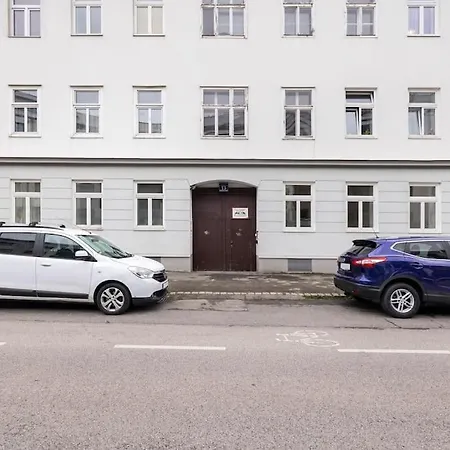 Beautiful 1 Bedroom Near Schoenbrunn * Vienna