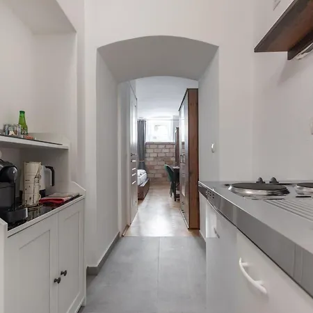 Edles Souterrain In Zentrumsnahe Apartment *