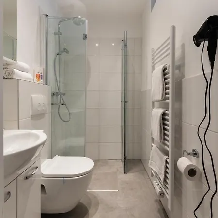 Edles Souterrain In Zentrumsnahe Apartment *