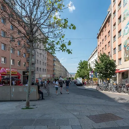 Apartment Edles Souterrain In Zentrumsnahe *