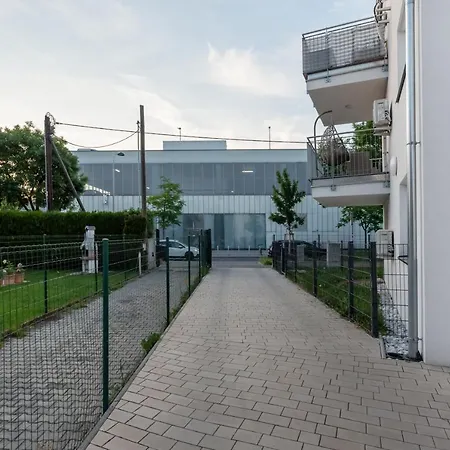Gruene Ruhelage, 20 Minuten Ins Zentrum Und Parkgarage Apartment Vienna