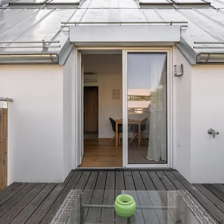 Gruene Ruhelage, 20 Minuten Ins Zentrum Und Parkgarage * Vienna