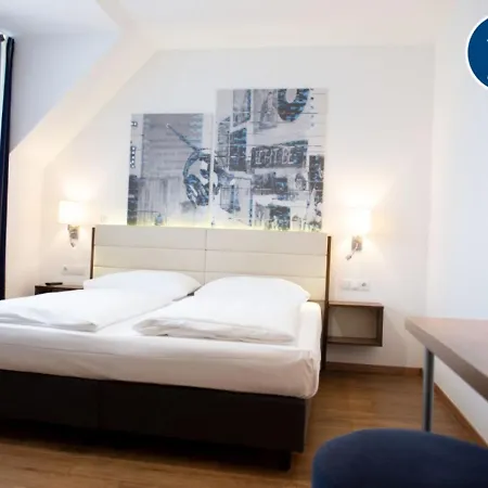 Hotel Arte Stadthalle 4*
