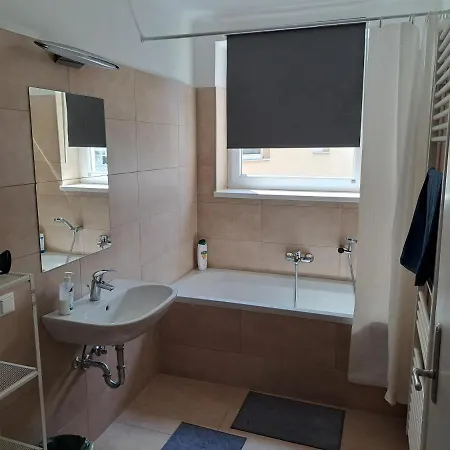 Pal's Favoriten Hostel