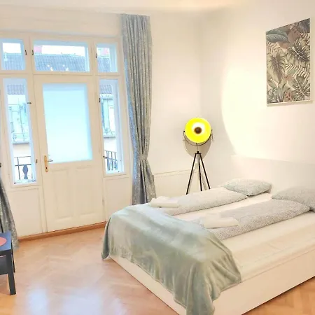 Apartment Mariahilfer 4 Min To The Shopping Center And Schoenbrunn Palace *