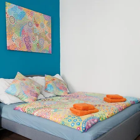 New Shalalaliving Spacious For Family & Friends Apartment