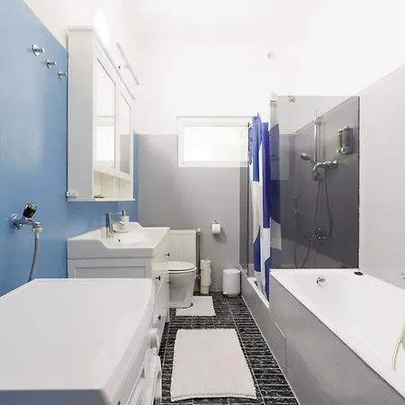 New Shalalaliving Spacious For Family & Friends Apartment *