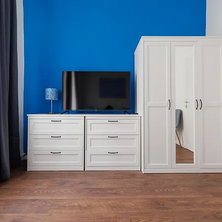 New Shalalaliving Spacious For Family & Friends Apartment *