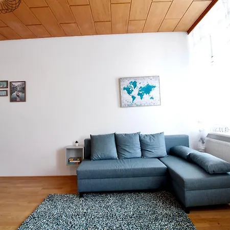 Redyard Modern Vienna