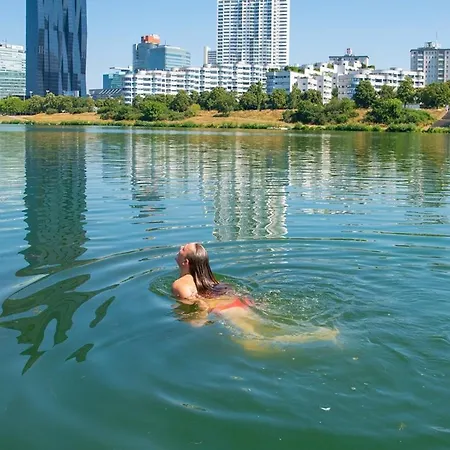 Danube Penthouse 3 Bed 90 M2 With Balcony Apartment
