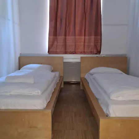 Wiedner.rooms 2*