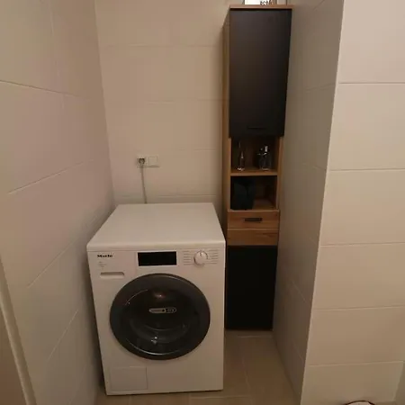 Apartmán Ich Teile Mein Zuhause, *