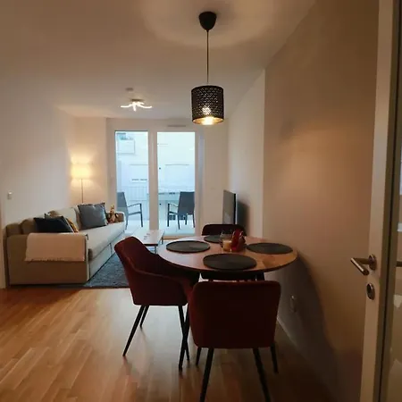 Apartment Ich Teile Mein Zuhause, *