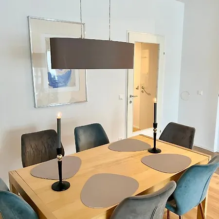 Danube Penthouse 3 Bed 90 M2 With Balcony Apartment