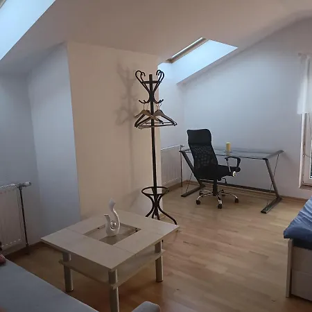 בית אירוח Sunny In Sunny House In A Quiet Location