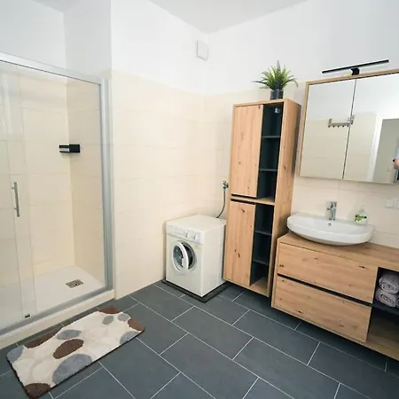 Apartment Perfect Near @ City-center *