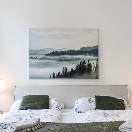 Affordable 2br Apt- Connected To The Whole