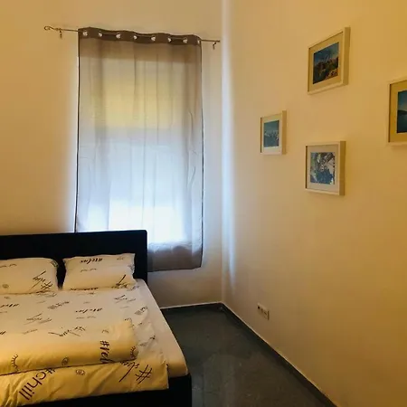 Easy Check * Vienna