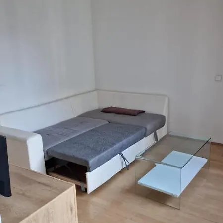 Dancelandliving 1220 Apartment *