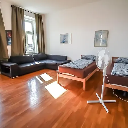 Family 3 Bedroom Lv7 * Vienne