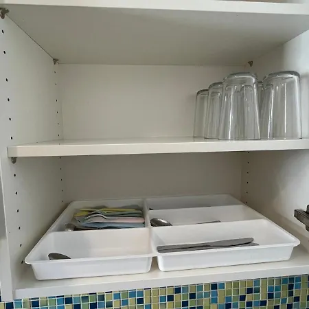 Stylish Apt Near Urania 1br Apartment *