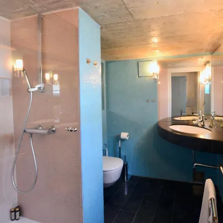 High End Attic Flat In The City Centre *