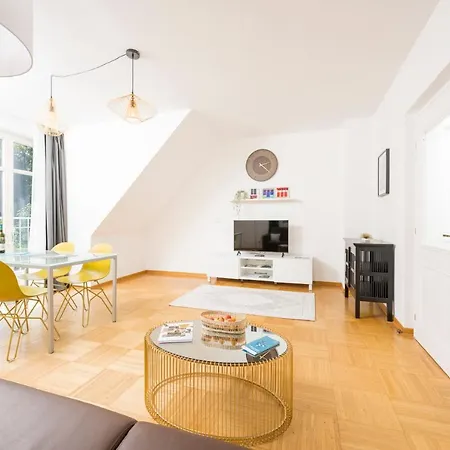 Terrace Lounge Ober St Veit Apartment