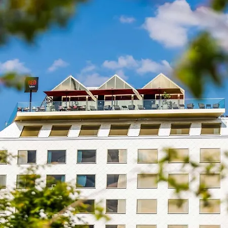 Radisson Red Hotel,