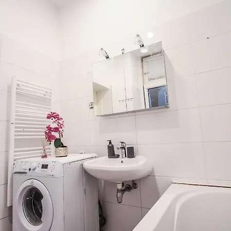 Apartment Xx Family In Praterstern Area Dw3