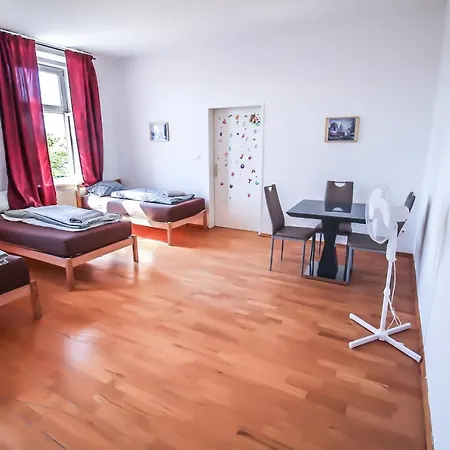Apartment Luxurious South Of Lv8 Vienna