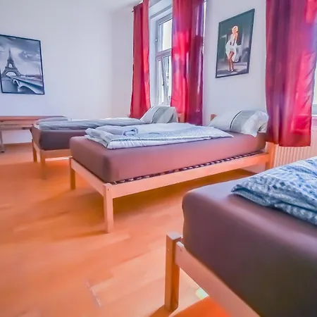 Luxurious South Of Lv8 Apartment Vienna