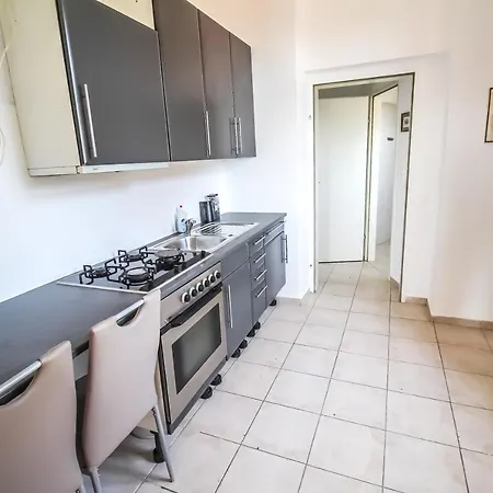 Apartment Luxurious South Of Lv8