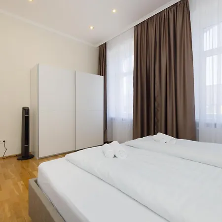 Deluxe Pasetti * Vienna