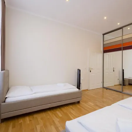 Deluxe Pasetti Apartment