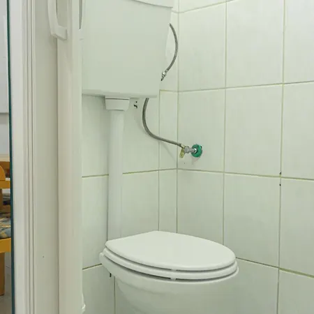 Economy 1br Well Connected To The Whole Vienna