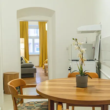 Economy 1br Well Connected To The Whole Apartment