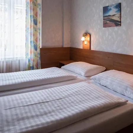 Admiral Hotel 3*