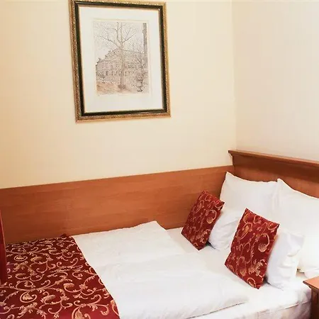 Stephansplatz I Self Check In Hotel 4*