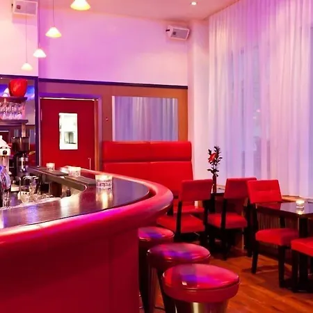 Boltzmann Hotel