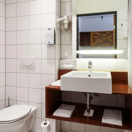 Kyriad Altmannsdorf 3*