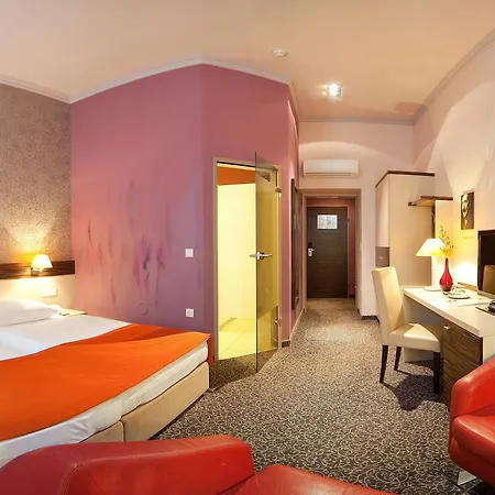 Der Wilhelmshof Hotel 4*