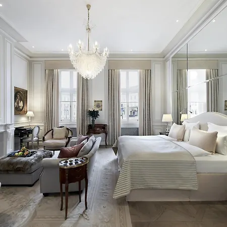 Sacher Hotel 5*