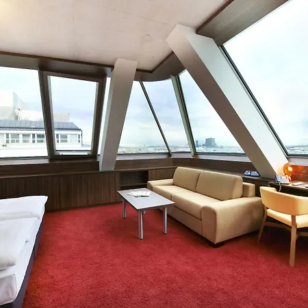 Hotel Simm's
