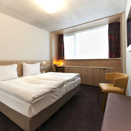 Hotel Simm's 4*