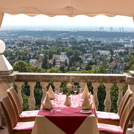 Hotel Austria Trend Schloss Wilhelminenberg 4*