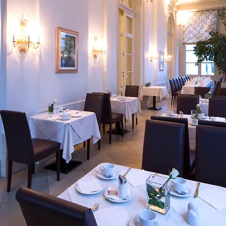 Austria Trend Schloss Wilhelminenberg Hotel 4*