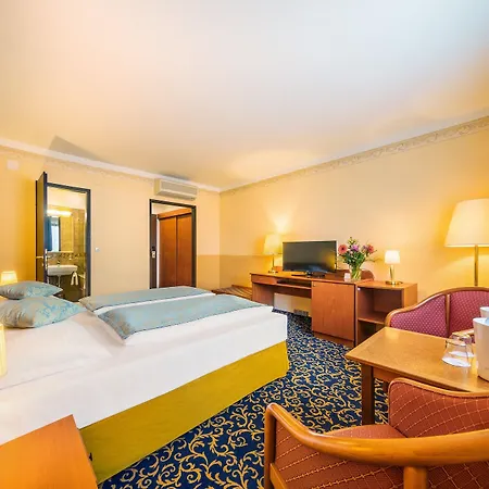 Bellevue Hotel 4*